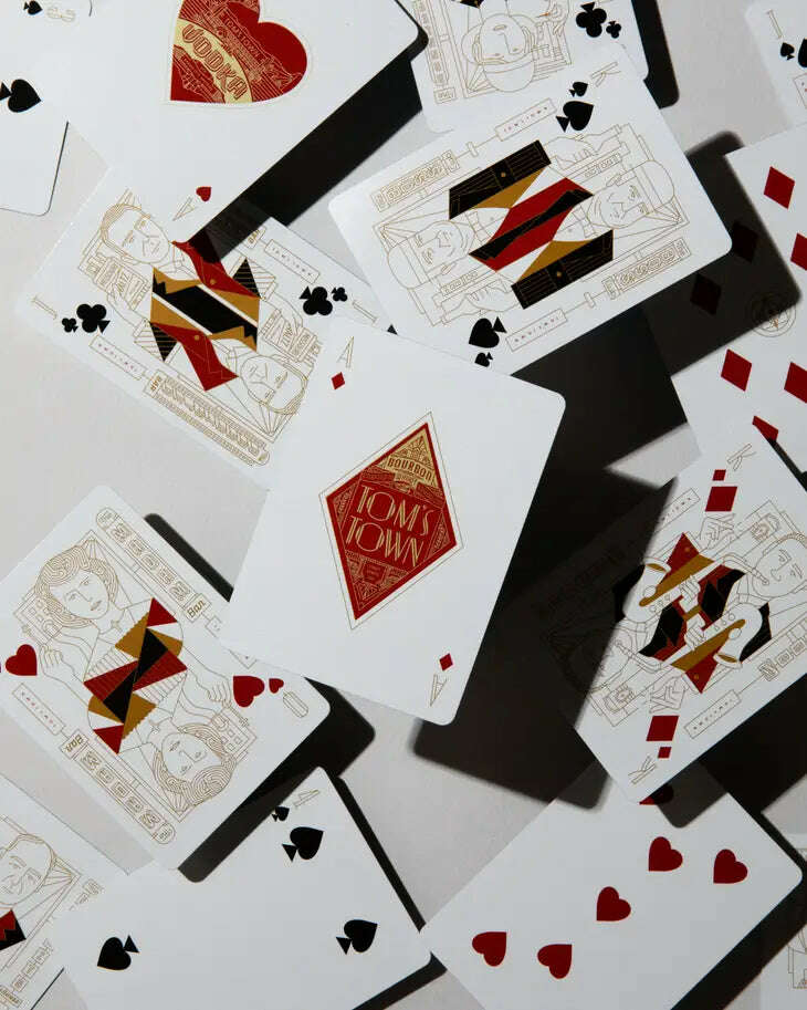 Tom's Town Playing Cards USPCC - Image 2