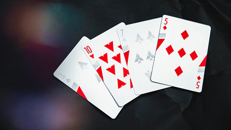 Vertical Red Playing Cards TWPCC - Image 3